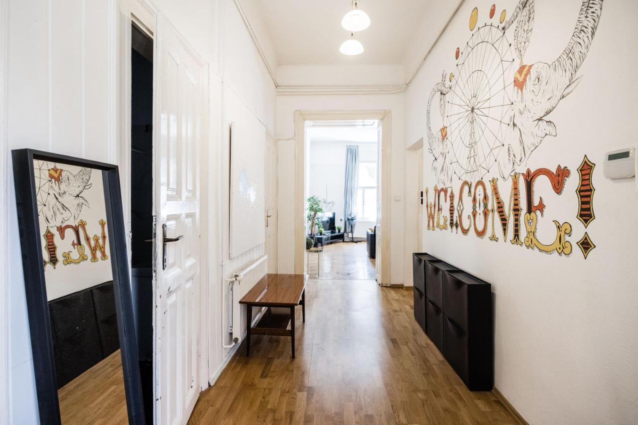 Downtown Circus Apartment ブダペスト エクステリア 写真