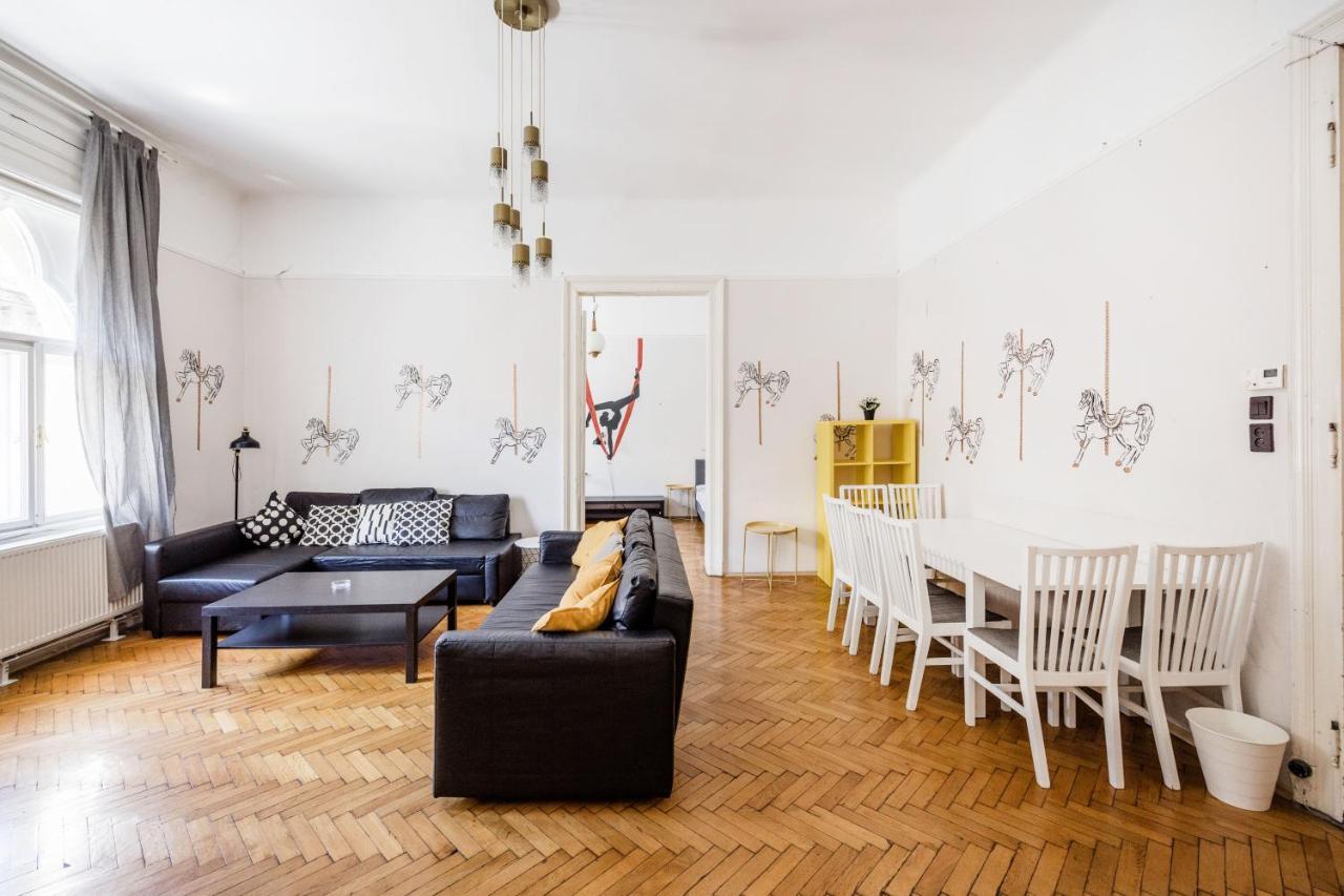 Downtown Circus Apartment ブダペスト エクステリア 写真